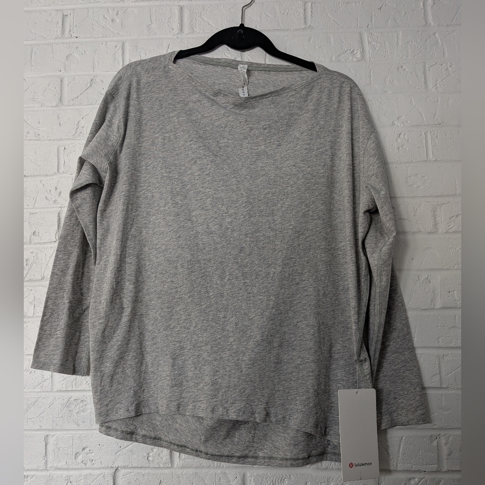 Lululemon Heather Gray Long Sleeve Top